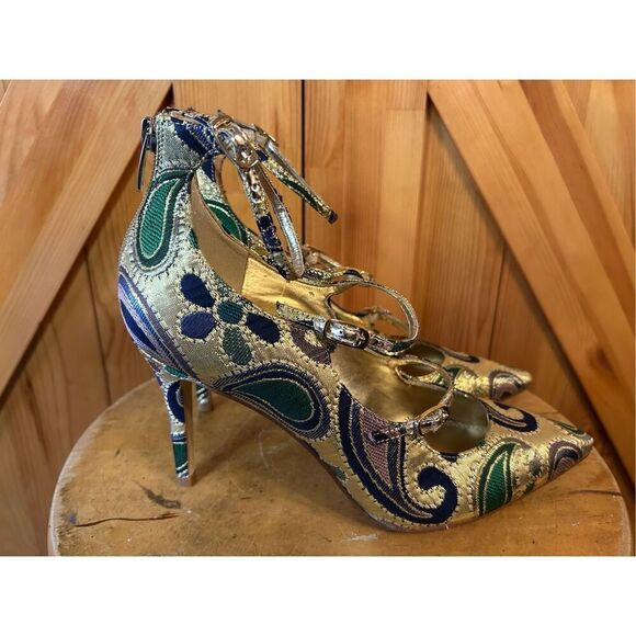 Marc Fisher Strappy Lace Up Women's Heels Gold Pointed Toe Paisley Floral Decor
